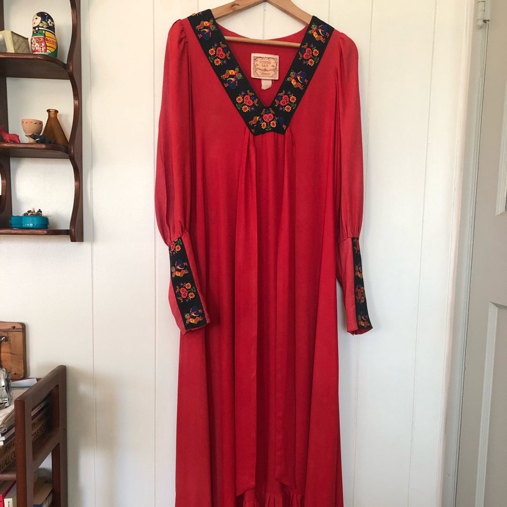 Vintage 1960s/1970s Gunne Sax Kissing Dutch red cottagecore prairie dress